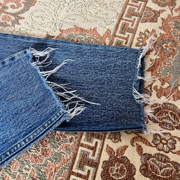 Abercrombie & Fitch Curve Love Cropped Jeans - Picture 7 of 12